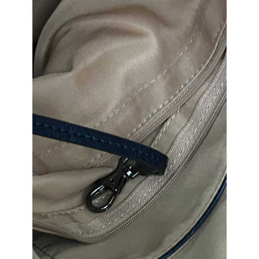 Borgasets Leather Tote Bag Navy - Picture 6 of 11